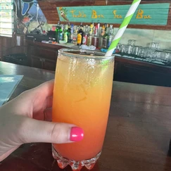 Cocktail in Margaritaville Beach Resort in Belize 